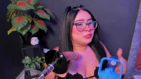 amywhitte_ online show from July 4, 2026, 3:56 am