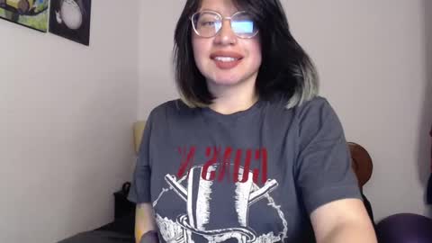 Snapshot of amywine7 chatting on January 3, 2025, 5:50 am Amy online show from January 3, 2025, 5:50 am