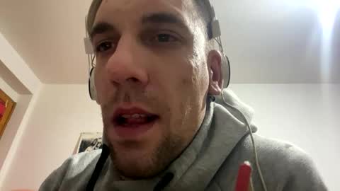 Snapshot of amyyrlikesdeep chatting on October 27, 2025, 1:42 am amyyrlikesdeep online show from October 27, 2025, 1:42 am