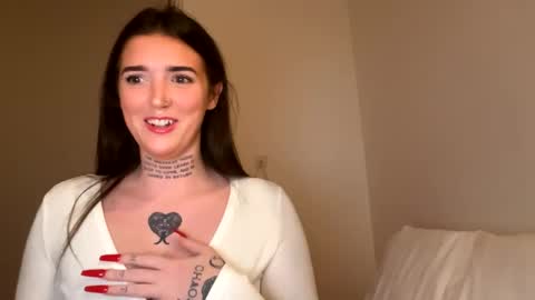 Amyyyoxxo online show from February 19, 2025, 8:31 pm