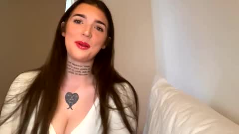 Amyyyoxxo online show from February 20, 2025, 8:39 am