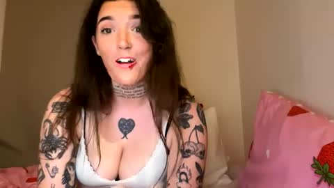 Amyyyoxxo online show from February 22, 2025, 6:19 pm