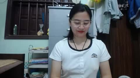 an_naughty online show from November 15, 2025, 1:58 am