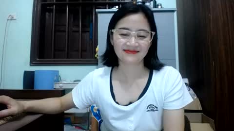 an_naughty online show from July 7, 2026, 4:44 pm