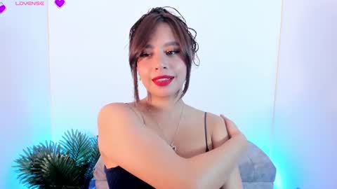 Ana online show from June 14, 2026, 9:17 pm
