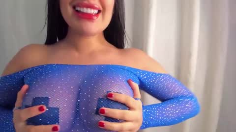 Ana  online show from December 3, 2025, 10:57 am