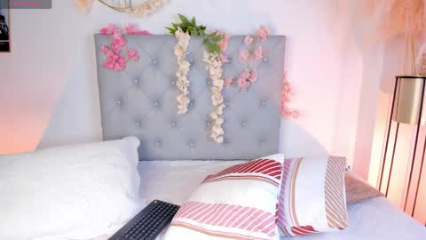 ana_grecco online show from May 11, 2026, 9:34 pm