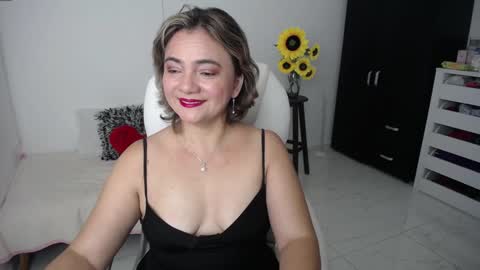  Ana  online show from February 5, 2025, 11:55 am