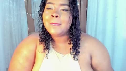 Snapshot of ana_off_alana chatting on February 5, 2026, 9:19 pm Ana online show from February 5, 2026, 9:19 pm