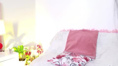 Snapshot of anaa_bellaa chatting on June 21, 2026, 1:03 pm anaa_bellaa online show from June 21, 2026, 1:03 pm