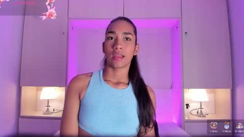 anaacollins_ online show from March 18, 2026, 11:35 am