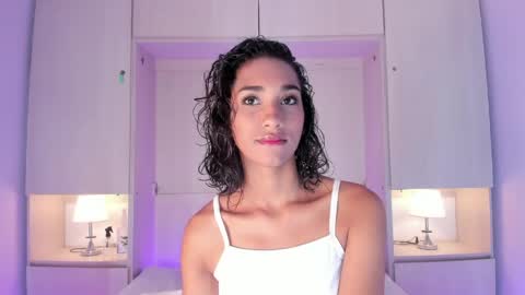 anaacollins_ online show from May 12, 2026, 12:35 pm