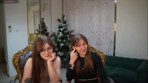 Sweet girls online show from January 13, 2026, 11:48 am