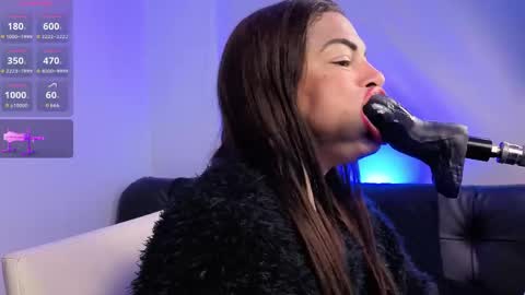 Anabel Alice Gandara online show from April 1, 2026, 11:44 am