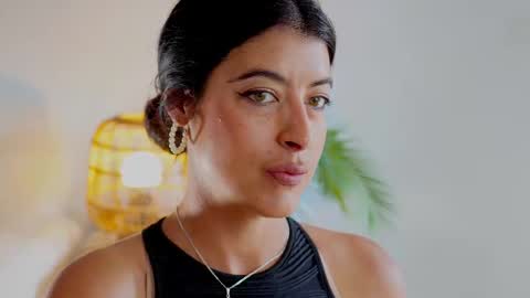 Snapshot of anabelcurvy chatting on October 15, 2025, 1:44 pm anabelcurvy online show from October 15, 2025, 1:44 pm