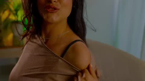 Snapshot of anabelcurvy chatting on April 1, 2026, 5:10 pm anabelcurvy online show from April 1, 2026, 5:10 pm