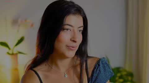 Snapshot of anabelcurvy chatting on May 26, 2026, 8:27 pm anabelcurvy online show from May 26, 2026, 8:27 pm