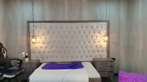 HI I AM ANABELL online show from October 25, 2025, 7:41 pm