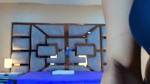 HI I AM ANABELL online show from February 11, 2026, 7:52 pm