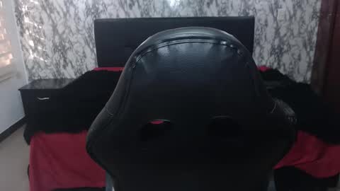 Anabella online show from November 29, 2025, 11:24 am