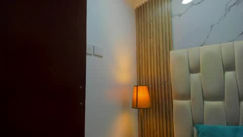 Anabella online show from April 8, 2026, 11:32 am