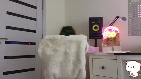 Snapshot of anabelle_wet chatting on January 24, 2025, 6:14 pm Annie online show from January 24, 2025, 6:14 pm