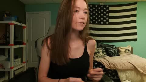 Anabelleleigh online show from October 27, 2025, 12:53 pm