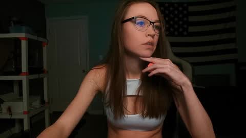 Anabelleleigh online show from January 19, 2026, 3:10 am