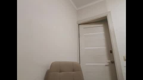 Snapshot of anabellovee chatting on January 18, 2025, 8:30 pm ANABELLOVEE online show from January 18, 2025, 8:30 pm