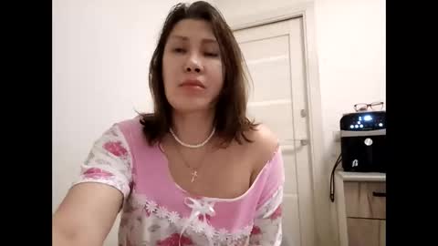 Snapshot of anabellovee chatting on March 22, 2026, 10:13 pm ANABELLOVEE online show from March 22, 2026, 10:13 pm