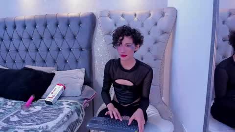 Snapshot of anaciet_evans chatting on April 19, 2026, 4:01 am Anaciet Evans online show from April 19, 2026, 4:01 am
