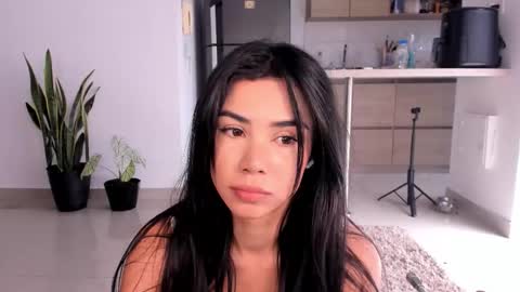 Ana Henao or Annie... Follow me ahenaocb Insta  X online show from December 3, 2025, 7:12 pm