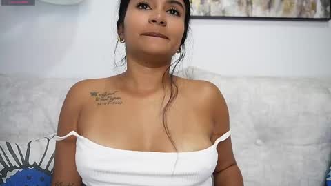 Snapshot of anahi__s chatting on January 11, 2025, 11:56 pm ANAH   online show from January 11, 2025, 11:56 pm