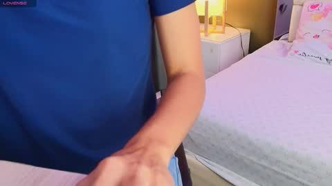 Snapshot of anahi_maite chatting on October 27, 2025, 7:40 pm Anahi online show from October 27, 2025, 7:40 pm