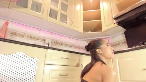 Snapshot of anahisbennett chatting on January 16, 2026, 4:38 am Anahis online show from January 16, 2026, 4:38 am