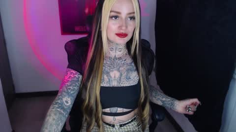 Snapshot of anai_gomez chatting on December 24, 2024, 7:33 pm Callme Mistress Ani online show from December 24, 2024, 7:33 pm