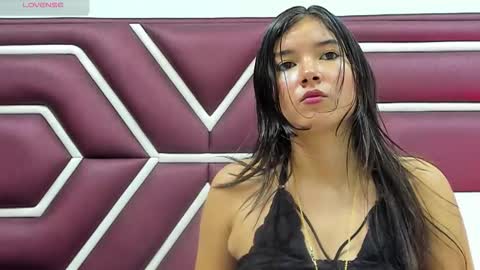 Anaia online show from December 13, 2025, 7:53 pm