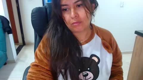 Snapshot of anaids_dam chatting on March 3, 2025, 11:33 am anaids online show from March 3, 2025, 11:33 am