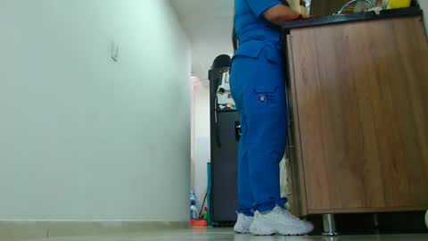 Snapshot of anaids_dam chatting on September 25, 2025, 2:32 pm anaids online show from September 25, 2025, 2:32 pm