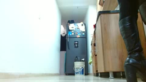 Snapshot of anaids_dam chatting on February 16, 2026, 8:27 pm anaids online show from February 16, 2026, 8:27 pm