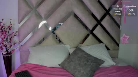 anais_soler online show from January 10, 2026, 11:34 am