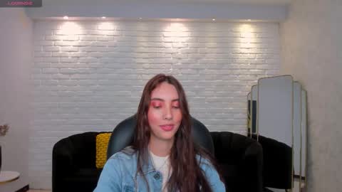 Snapshot of anaisnin1 chatting on November 6, 2025, 3:29 am Anais Nin online show from November 6, 2025, 3:29 am