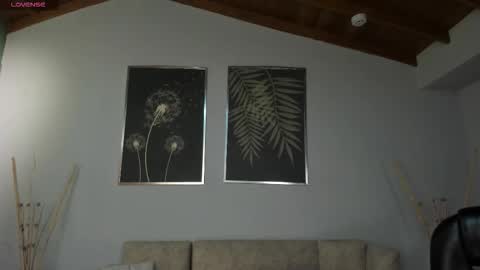 Snapshot of anaisnin1 chatting on November 19, 2025, 3:39 am Anais Nin online show from November 19, 2025, 3:39 am