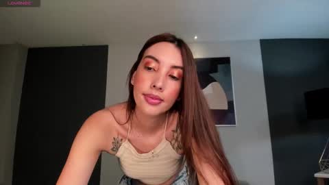 Snapshot of anaisnin1 chatting on December 17, 2025, 10:54 am Anais Nin online show from December 17, 2025, 10:54 am