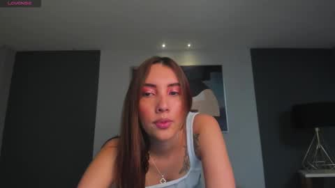 Snapshot of anaisnin1 chatting on December 18, 2025, 10:54 am Anais Nin online show from December 18, 2025, 10:54 am