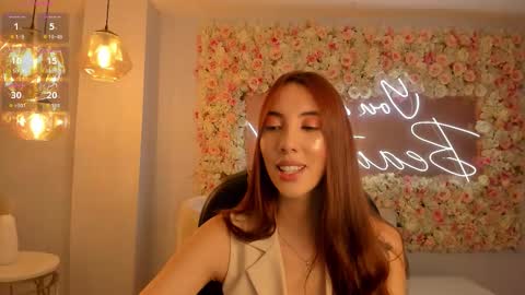 Snapshot of anaisnin1 chatting on February 16, 2026, 11:39 am Anais Nin online show from February 16, 2026, 11:39 am