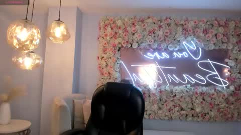 Snapshot of anaisnin1 chatting on February 18, 2026, 11:06 am Anais Nin online show from February 18, 2026, 11:06 am