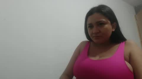 analy_hot online show from November 23, 2025, 8:08 pm