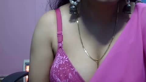 anamika794088 online show from January 15, 2025, 10:27 am