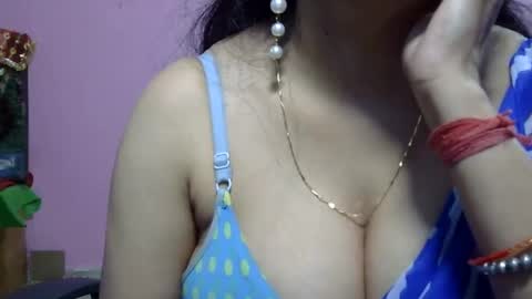 anamika794088 online show from March 10, 2025, 12:37 pm